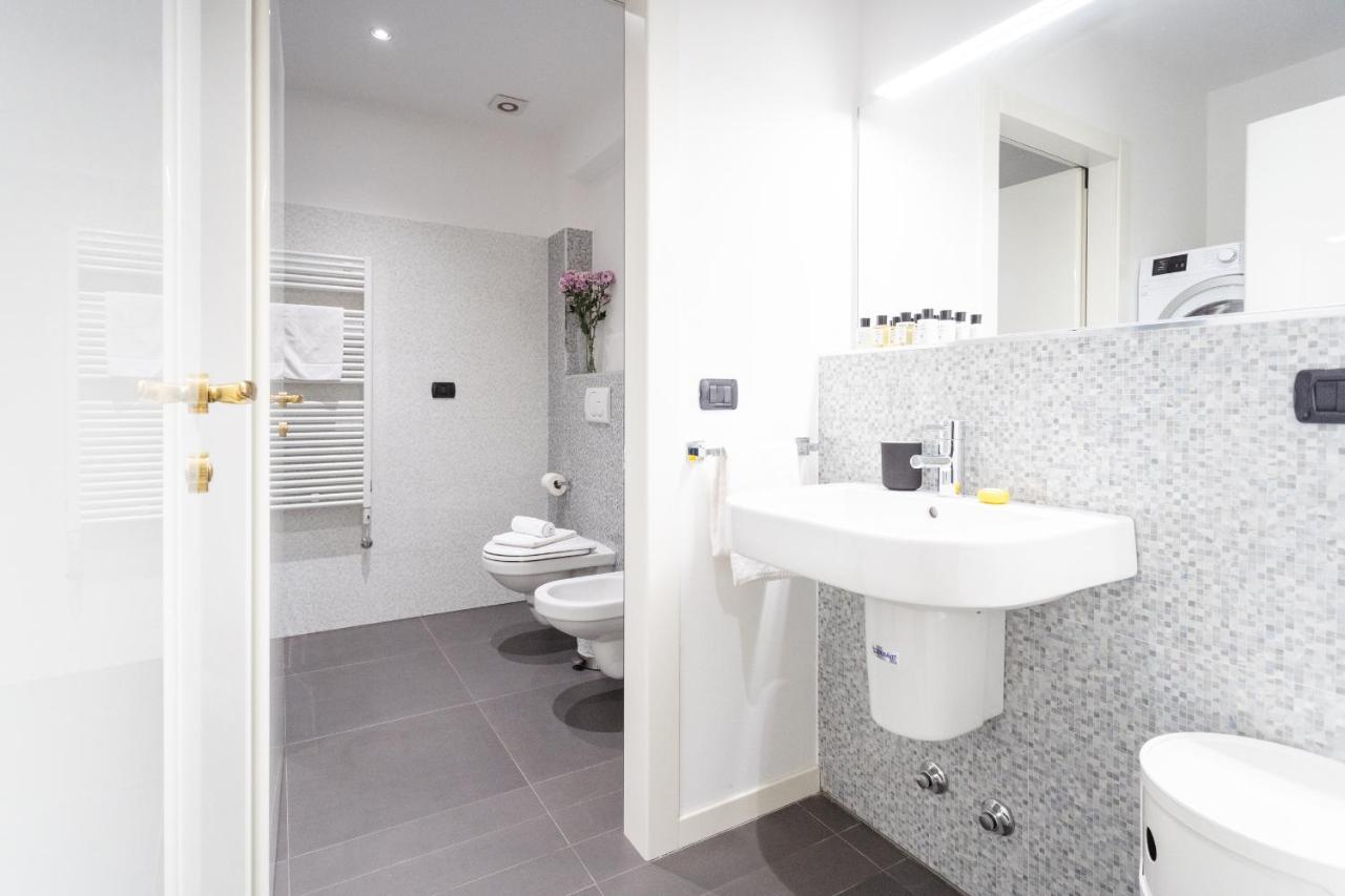 White Flat In Como City Center By Rent All Como Bagian luar foto
